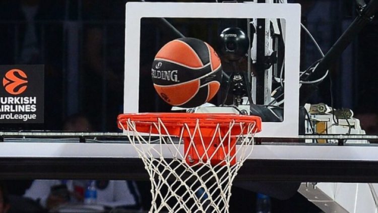 Euroleague maçlarına corona ertelemesi