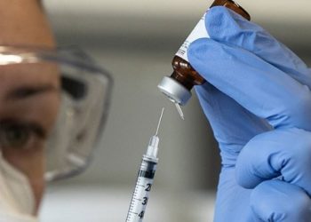 Belçika, aşı karşıtı doktorları meslekten uzaklaştırdı