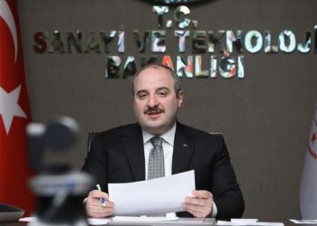 İddia: Bakan Varank tüplü dalışa askeri helikopterle gitti