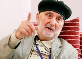 Hekimoğlu İsmail vefat etti