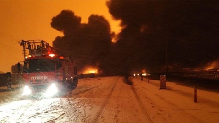 Maraş’ta petrol boru hattında patlama: Ulaşım durdu