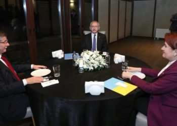 Ankara kulislerini hareketlendiren sürpriz buluşma