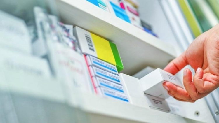 Çocuklarda grip vakaları arttı, tedavi için ilaç bulunamıyor