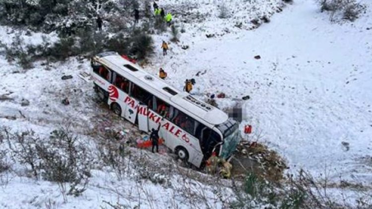 İstanbul’da yolcu otobüsü şarampole yuvarlandı: Üç kişi hayatını kaybetti