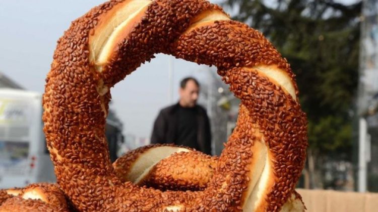 Çay-simit hesabı çöktü: ‘Simit martta 5 lira olur’