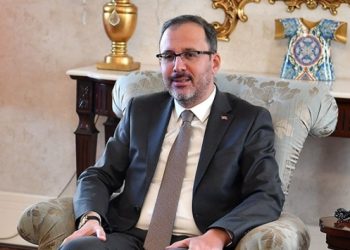 Bakan Kasapoğlu kendi reklamı için milyonlar harcadı