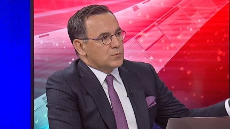 Deniz Zeyrek’ten ‘beşli çete’ iddiası