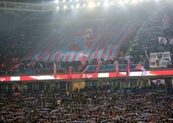Trabzonspor maçında kalbi duran taraftar hayatını kaybetti