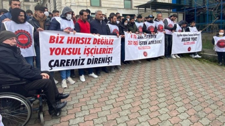 İşten atılan Migros işçileri TÜSİAD önünde Tuncay Özilhan’a seslendi