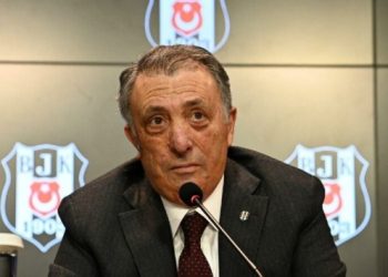 Ahmet Nur Çebi’nin Covid-19 testi 3. kez pozitif!