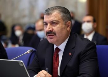 “Gelecek iki hafta içinde vaka sayılarında önemli düşüşler beklenmektedir”