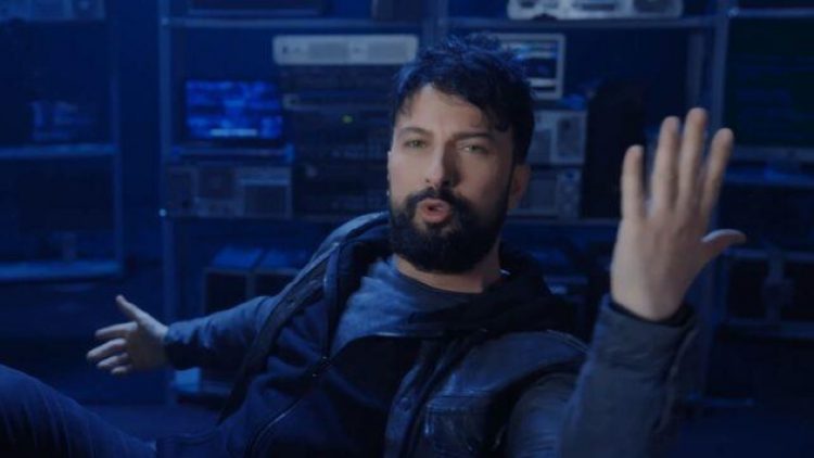 Yandaş Yeni Şafak yazarı Orakoğlu: ‘Geççek’ şarkısı istihbarat birimlerince araştırılmalı