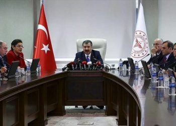 Koronavirüs Bilim Kurulu toplantısı ertelendi