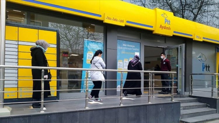 PTT’de yöneticilere yıllık 4 bin litre akaryakıt hakkı