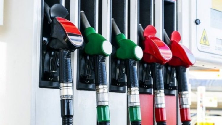 Benzine 88 kuruş, motorine 1 lira 51 kuruş zam