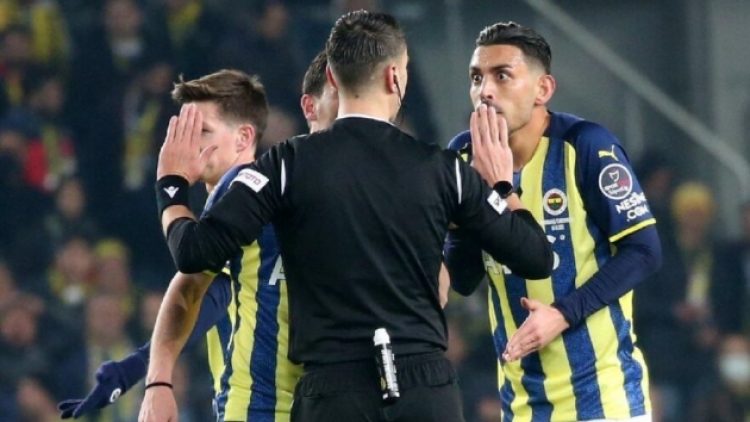 Derbide kırmızı kart gören İrfan Can’dan ‘adalet’ tepkisi!