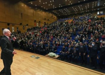Eski HDP’li vekil Sakık: Kılıçdaroğlu, romantik ve ürkek bir konuşma yaptı