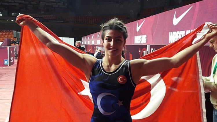 Elvira Kamaloğlu, Avrupa şampiyonu