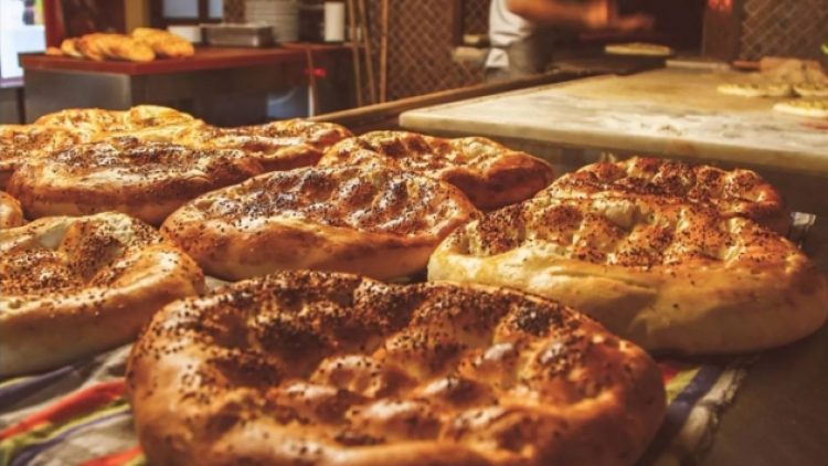 Ramazan pidesi fiyatı belli oldu; hem küçüldü, hem zamlandı