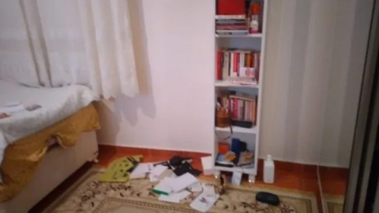 Diyarbakır’da ev baskınları: Çok sayıda kadın gözaltına alındı