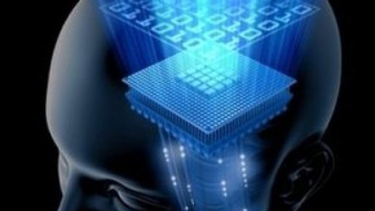 Felçli hasta, beynine yerleştirilen implantla iletişim kurdu