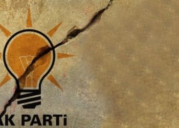 Bir belediye meclis üyesi daha AKP’den istifa etti