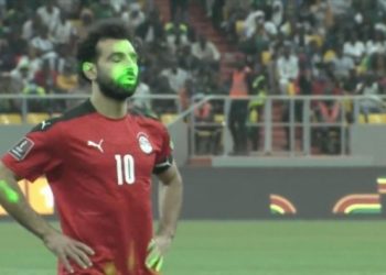 Mohamed Salah’ın suratına tutulan lazer ışıkları olay yarattı