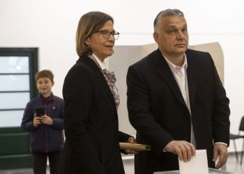 Macaristan’da genel seçim: Aşırı sağcı Orban’ın partisi Fidesz açık ara önde