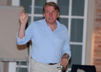 Nihat Özdemir’in ardından bir istifa daha