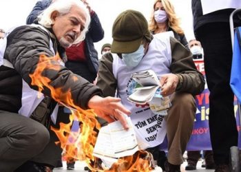 Emekliler ‘insanca ücret’ talebiyle Ankara’ya yürüyecek
