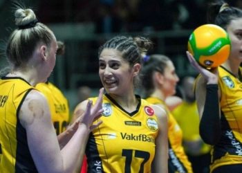 VakıfBank, Fenerbahçe Opet’i yenip Şampiyonlar Ligi’nde finale çıktı