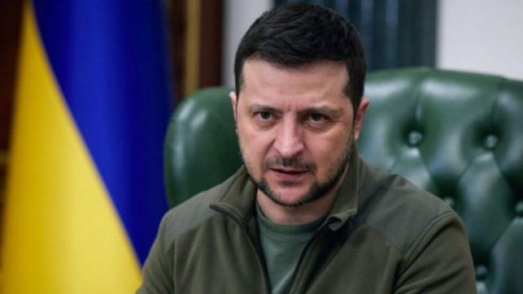 Zelenskiy: Rusya Donbass’ta taarruza başladı, kendimizi savunacağız