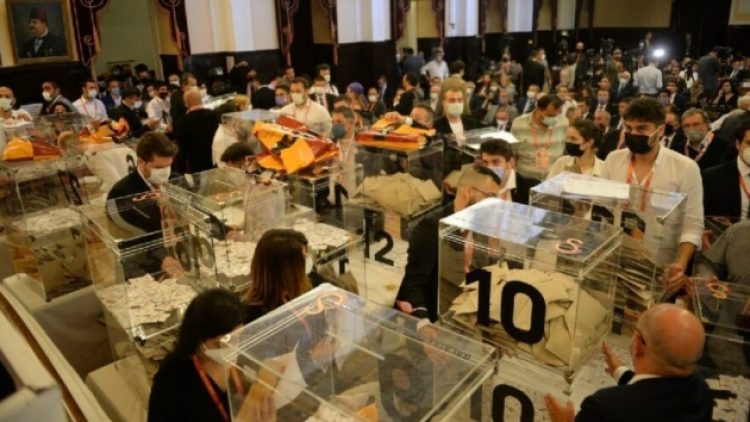 Galatasaray’da başkanlık seçimine tedbir!