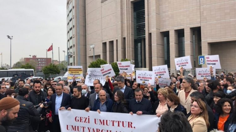 Karar çıkması beklenen Gezi Davası ertelendi