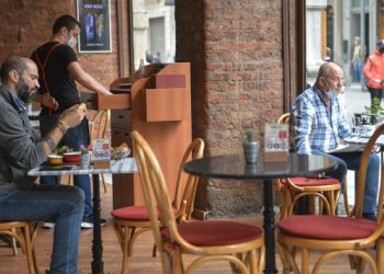 Dr. Ceyhan: Korunmak isteyenler maske takmaya devam etmeli