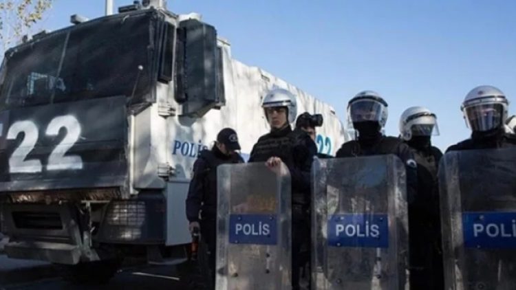 Adana’da ‘Kuytul’ önlemi: Tüm gösteriler 15 günlüğüne yasaklandı