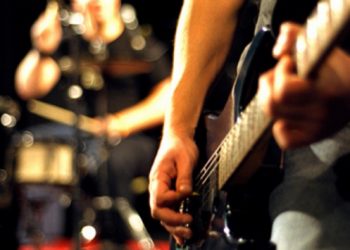 Müzik yasağının başlangıcı 01.00’e uzatıldı