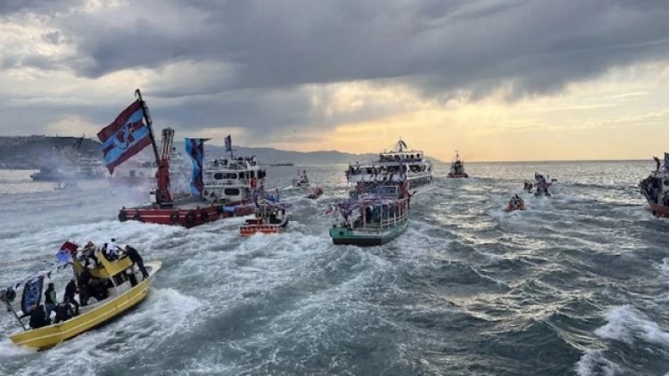 FIFA’dan Trabzonspor paylaşımı: Şampiyonluk böyle kutlanır!