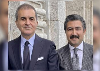 Görevden alınacağı iddia edilen AKP’li Özkan’dan ‘sıkı dostlar’ paylaşımı