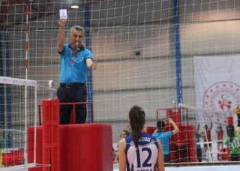 Voleybolda bir ilk: Beyaz kart dönemi başladı