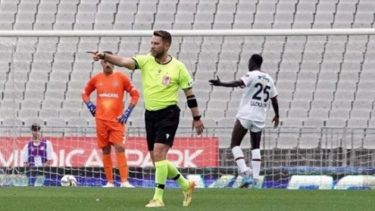 Fırat Aydınus son kez düdük çaldı