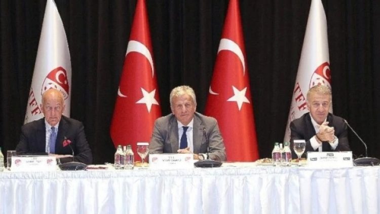 David Elleray, hakemlik sistemine ilişkin raporunu sundu