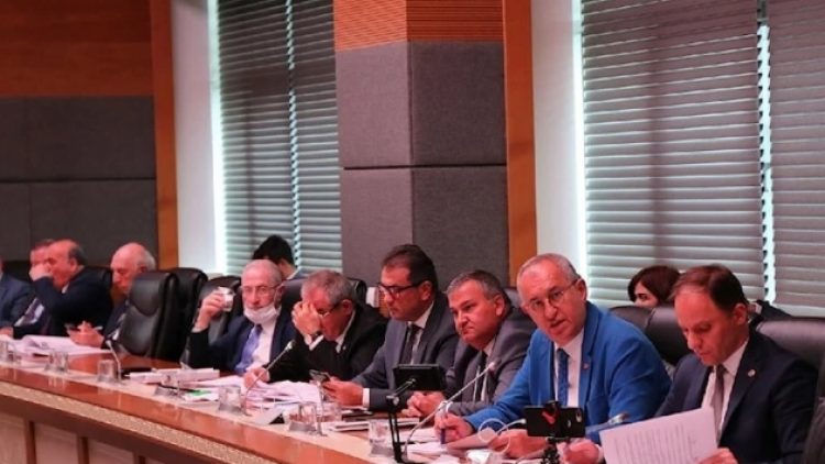 TRT yönetimi aynı gün hastalandı!