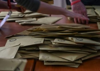 Son seçim anketi: AKP ile CHP arasında 1 puan var