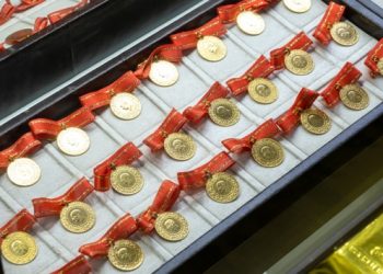 Yükseliş sürüyor; gram altın 980 lira