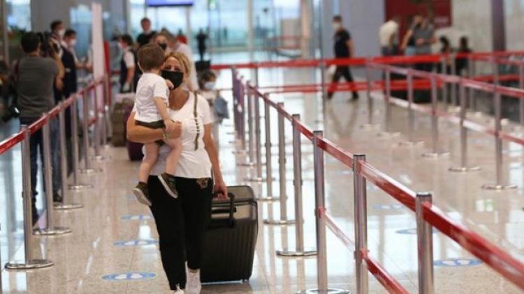 Türkiye’ye girişte PCR testi zorunluluğu kaldırıldı