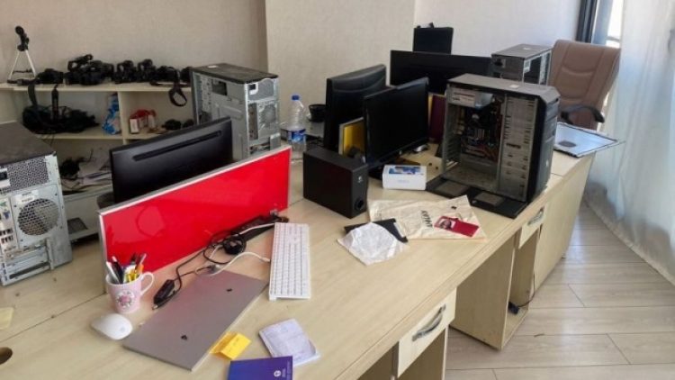 Diyarbakır’da gözaltına alınan gazeteci sayısı 20’ye yükseldi