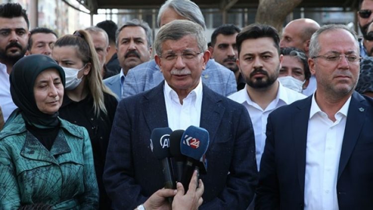Davutoğlu’nun avukatları: Tahir Elçi davasıyla ilgili gereğini yapacak