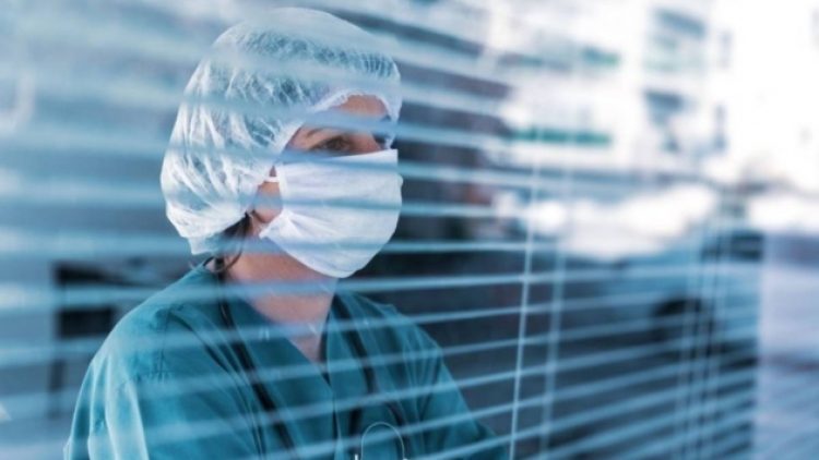 Sağlık çalışanlarının mali haklarını düzenleyen teklif yasalaştı