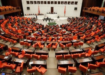 HDP’li 10 vekilin dokunulmazlık dosyası Meclis’te